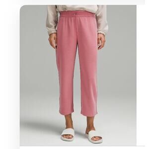 Lululemon 16 Soft Stream High Rose Cropped Pant